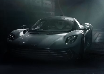 تأیید حضور Aston Martin Valhalla در 007 First Light